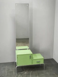 Table de coiffeuse Bauhaus en verre vert tchèque avec miroir et cadre en chrome, années 1930
