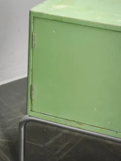 Table de coiffeuse Bauhaus en verre vert tchèque avec miroir et cadre en chrome, années 1930