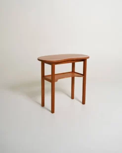 Table de coiffeuse en pin nordique avec étagère, années 1950-60.