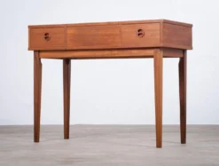 Table de coiffeuse en teck, Danemark, années 1960