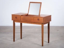Table de coiffeuse en teck, Danemark, années 1960