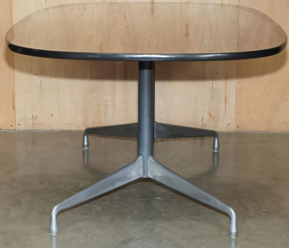 Table de conférence en bois dur Herman Miller Eames Vintage MiD Century Modern