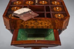 Table de couture Biedermeier en acajou, 1850