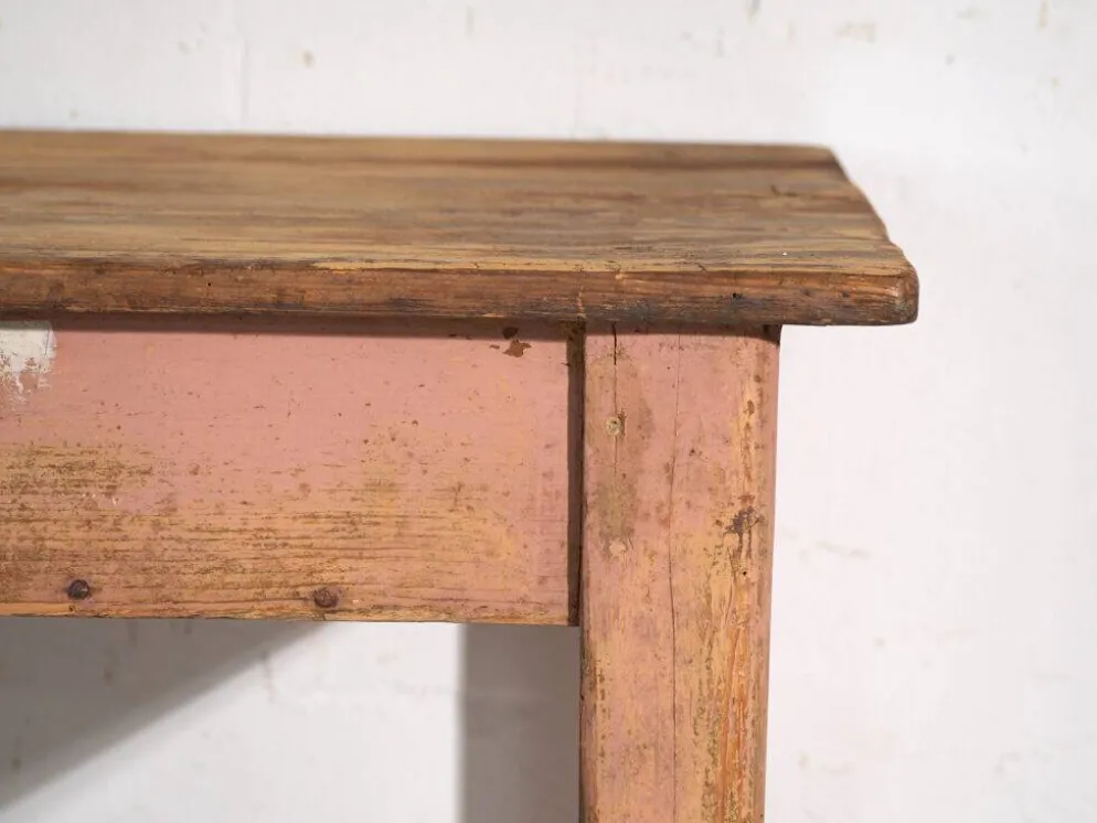 Table de cuisine ancienne en bois de pin – Europe centrale, vers 1900