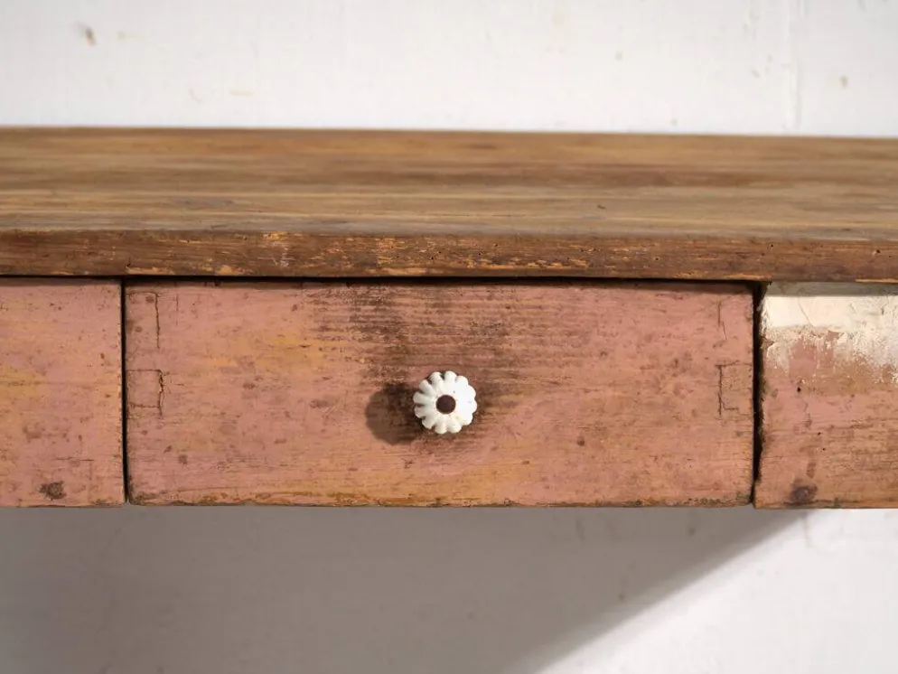 Table de cuisine ancienne en bois de pin – Europe centrale, vers 1900