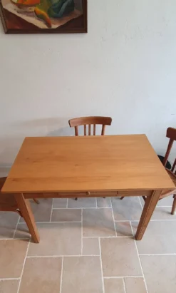 Table de cuisine bois massif
