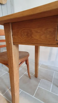 Table de cuisine bois massif