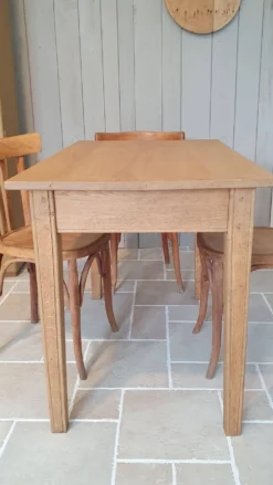 Table de cuisine bois massif