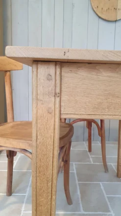Table de cuisine bois massif