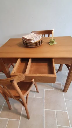 Table de cuisine bois massif