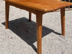 Table de cuisine en bois massif