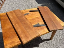 Table de cuisine en bois massif