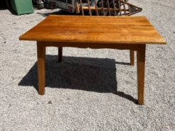 Table de cuisine en bois massif