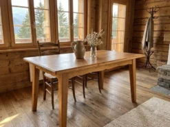 Table de cuisine en bois massif