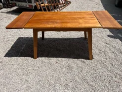 Table de cuisine en bois massif
