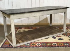 Table de drapier des années 1930 en sapin et châtaignier