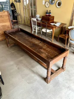 Table de drapier en bois massif 237 x 79 cm