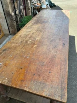 Table de drapier, meuble d'atelier