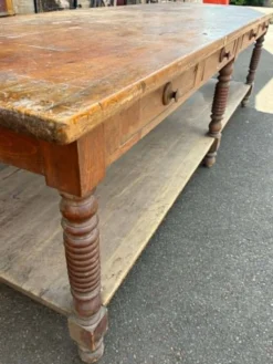 Table de drapier, meuble d'atelier