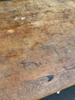 Table de drapier, meuble d'atelier