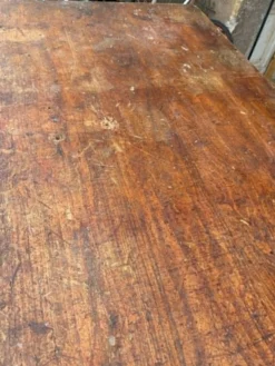 Table de drapier, meuble d'atelier