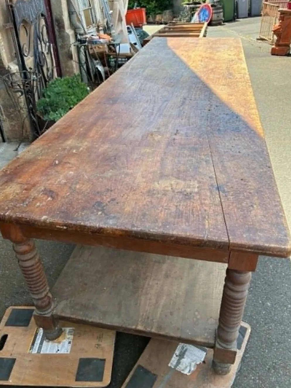 Table de drapier, meuble d'atelier