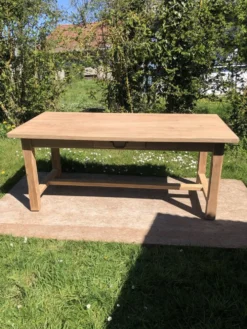 Table de ferme