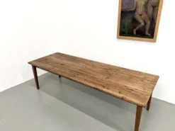 Table de ferme aux pieds fuseaux, L 260 cm
