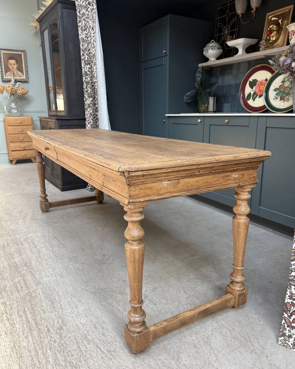 Table de ferme aux pieds tournés en chêne (rénovée)