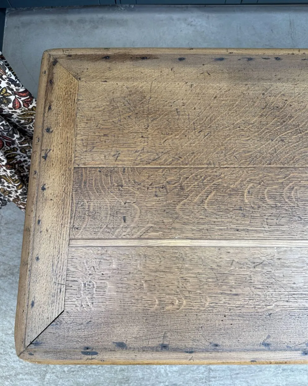 Table de ferme aux pieds tournés en chêne (rénovée)