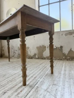 Table de ferme, bistrot en hêtre 1900