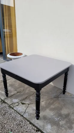 Table de ferme bistrot patiné ancienne, un tiroir