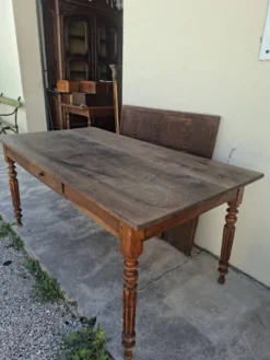 Table de ferme, bistrot, rustique en chêne massif