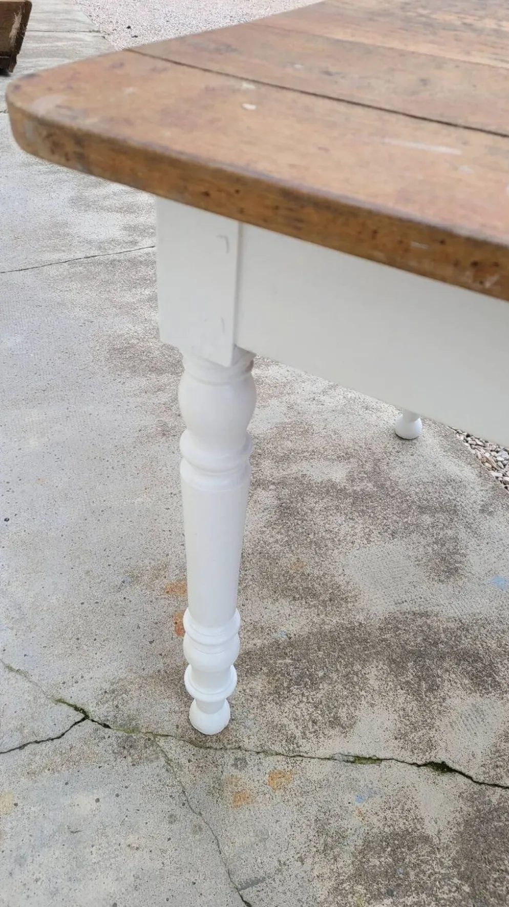 Table de ferme bistrot rustique en chêne piètements louis philippe -2m