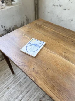 Table de ferme chêne pieds fuseaux 1950