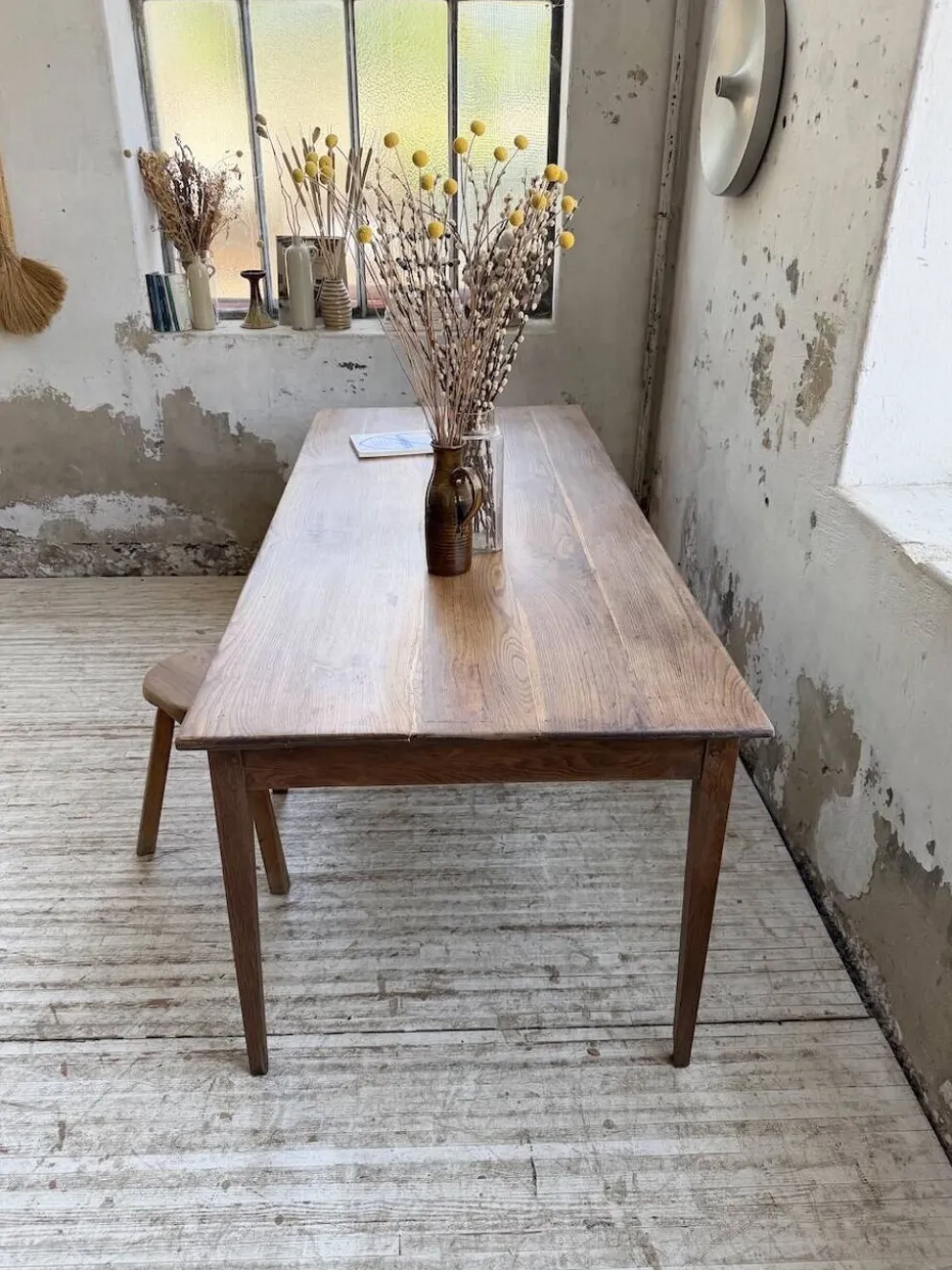Table de ferme chêne pieds fuseaux 1950