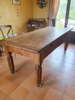 Table de ferme en chêne