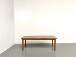 Table de ferme en chêne massif, pieds carrés, un tiroir, France, années 196