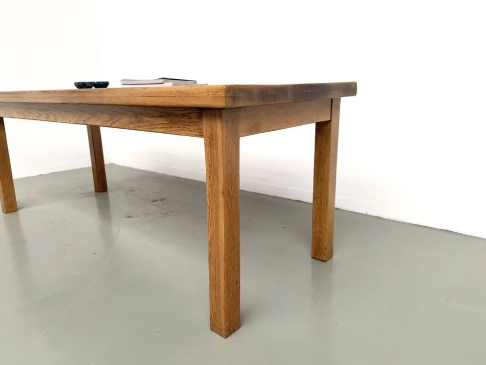 Table de ferme en chêne massif, pieds carrés, un tiroir, France, années 196