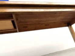 Table de ferme en chêne massif, pieds carrés, un tiroir, France, années 196