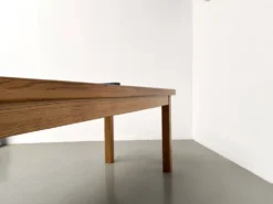Table de ferme en chêne massif, pieds carrés, un tiroir, France, années 196