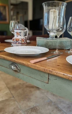 Table de ferme en chêne massif ,2 tiroirs, 2 rallonges,