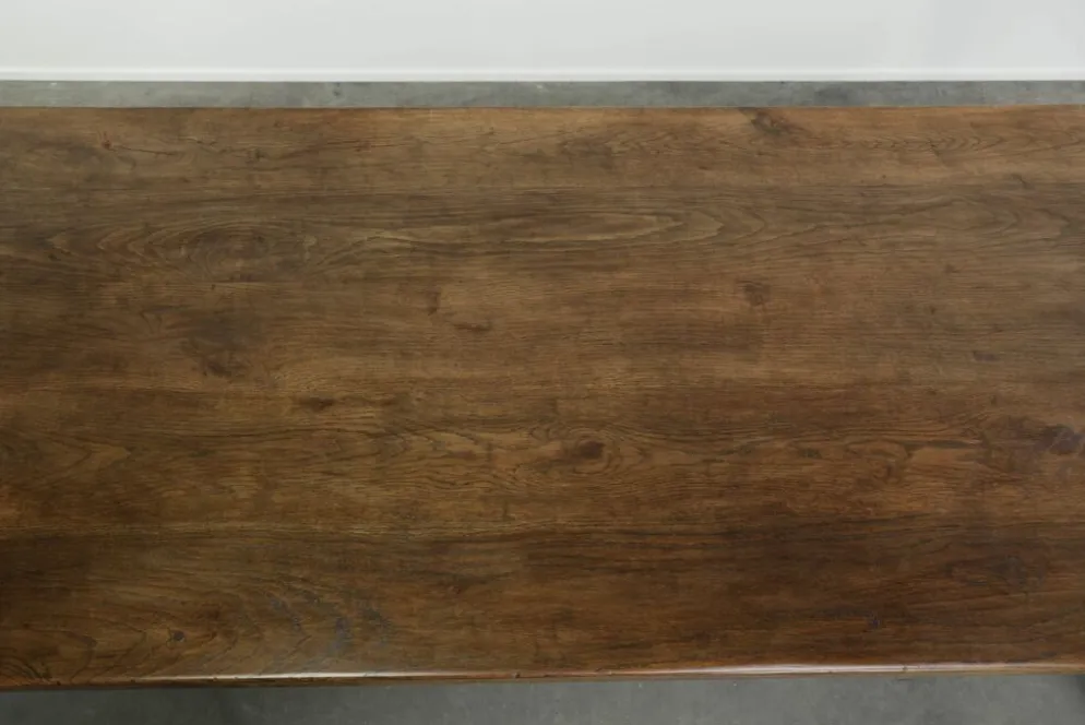 Table de ferme française du 19ème siècle en chêne avec 2 tiroirs.