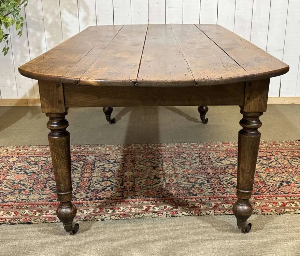 Table de ferme 19ème, plateau en sapin et piétement en peuplier