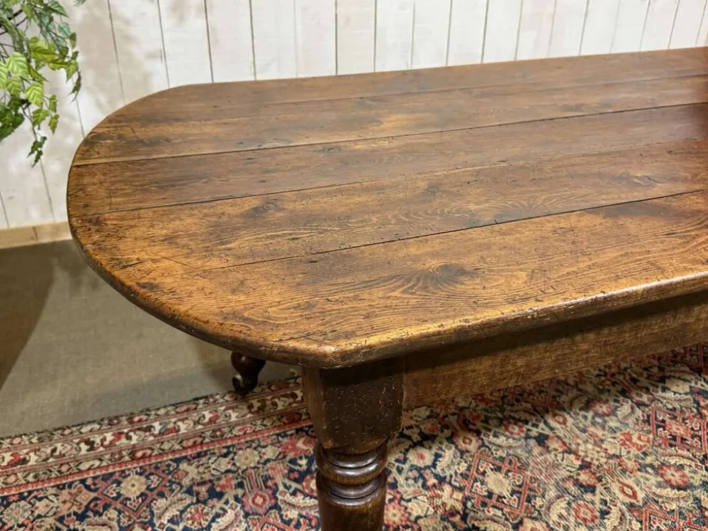 Table de ferme 19ème, plateau en sapin et piétement en peuplier