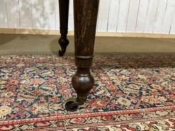 Table de ferme 19ème, plateau en sapin et piétement en peuplier