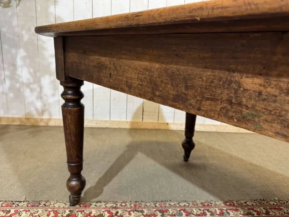Table de ferme 19ème, plateau en sapin et piétement en peuplier