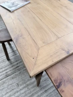 Table de ferme merisier pieds galbés XIXème