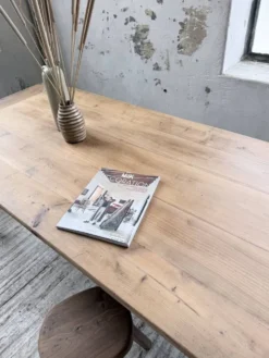 Table de ferme merisier pieds galbés XIXème