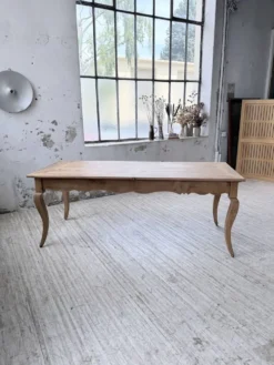 Table de ferme merisier pieds galbés XIXème